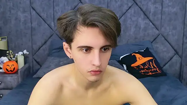 Jefrey Carter online show from 10/22/25, 03:56