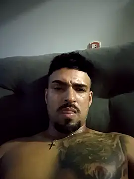 Snapshot of nnyzinho17 chatting on 12/16/25, 09:20 nnyzinho17 online show from 12/16/25, 09:20