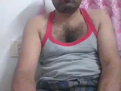 Snapshot of hairysub_india@xh chatting on 04/18/26, 07:40 hairysub indiaxh online show from 04/18/26, 07:40