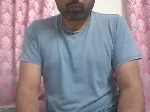 Snapshot of hairysub_india@xh chatting on 07/24/26, 12:14 hairysub indiaxh online show from 07/24/26, 12:14