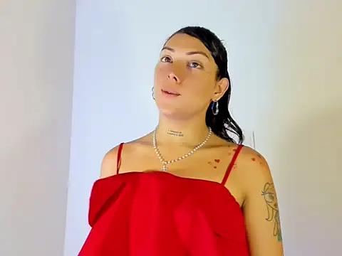 Megan Gil  online show from 09/09/25, 04:28