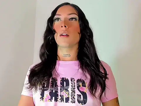 Megan Gil  online show from 09/19/25, 04:25