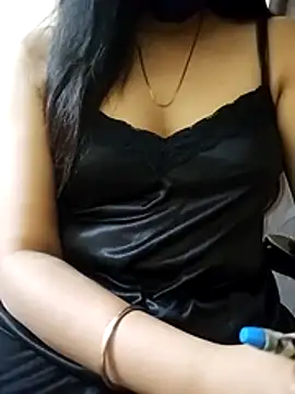 Quinn Bebo online show from 10/28/25, 01:03