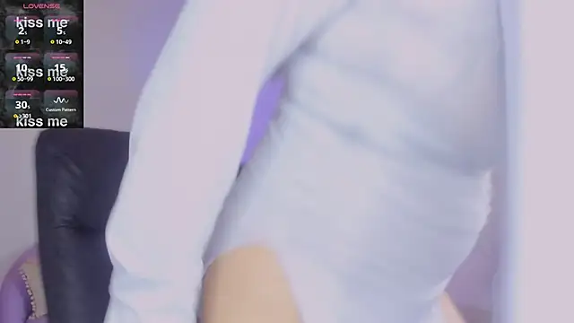 salma isawwii online show from 03/19/26, 02:21