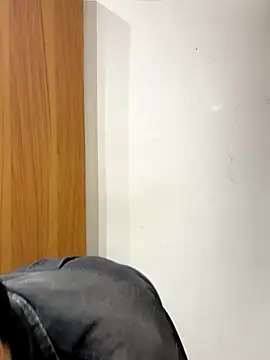 hottestboy03 online show from 12/01/25, 05:45