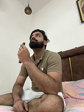 hottestboy03 online show from 12/20/25, 07:04