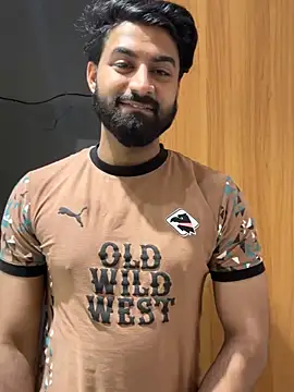 hottestboy03 online show from 02/04/26, 05:46