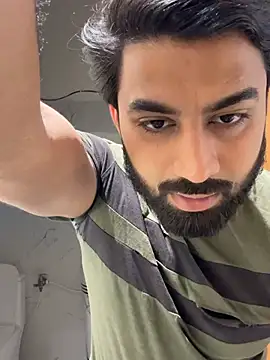 hottestboy03 online show from 02/21/26, 09:54