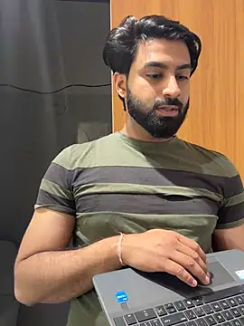 hottestboy03 online show from 02/24/26, 09:40