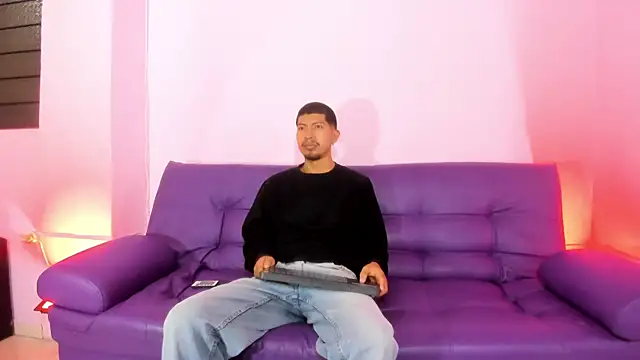 AxelAndJeremy online show from 09/22/25, 04:14