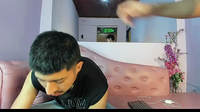 AxelAndJeremy online show from 11/27/25, 02:46