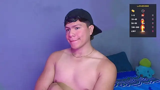 Snapshot of Alejandro_Vt chatting on 12/23/25, 08:34 Alejandro Vt online show from 12/23/25, 08:34