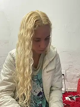 Bruna551 online show from 03/11/26, 01:22