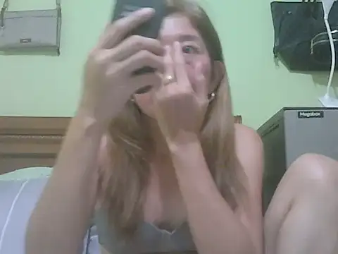 Sexyjenny4u online show from 04/19/26, 07:38