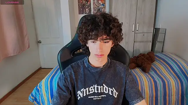 Nude Boy18 online show from 01/19/26, 12:14