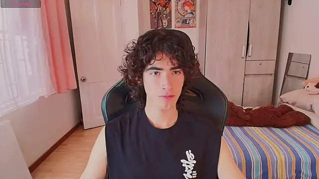 Nude Boy18 online show from 03/11/26, 09:21