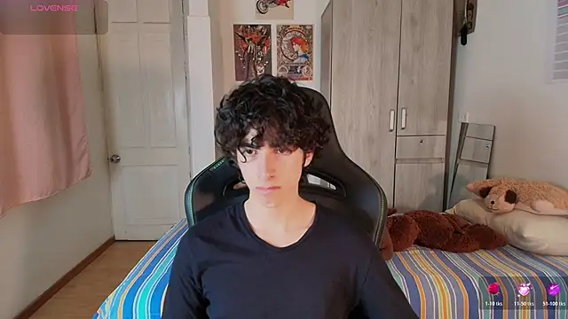 Nude Boy18 online show from 04/30/26, 04:41