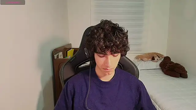 Nude Boy18 online show from 06/11/26, 04:21