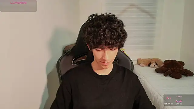 Nude Boy18 online show from 06/16/26, 04:26