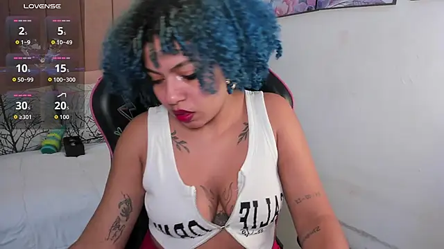 Snapshot of momo_ayasse chatting on 06/15/26, 03:20 momo ayasse online show from 06/15/26, 03:20