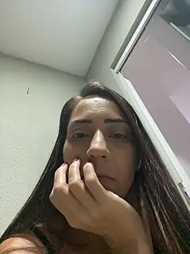 lucioliveira online show from 03/10/26, 01:43