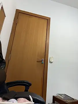 Snapshot of lucioliveira chatting on 05/14/26, 12:39 lucioliveira online show from 05/14/26, 12:39