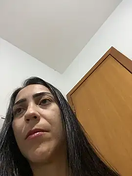 lucioliveira online show from 07/04/26, 02:56