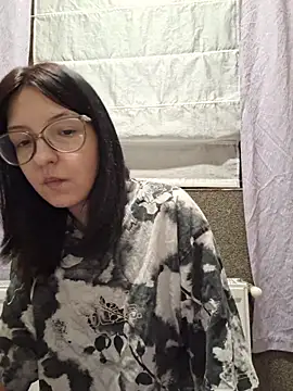 AllexyAle online show from 04/18/26, 10:21