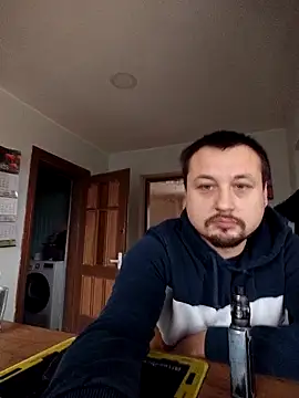 Amberdual online show from 11/19/25, 09:31