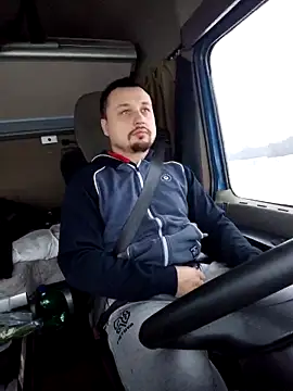 Amberdual online show from 02/06/26, 07:02