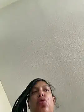 allybluee777 online show from 06/24/26, 03:44