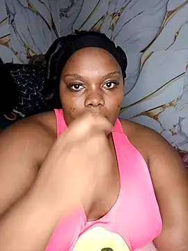 chubbybbw18 online show from 04/19/26, 08:22