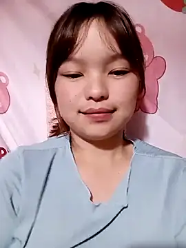 XoiXoi232 online show from 10/28/25, 02:09