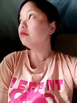 XoiXoi232 online show from 04/09/26, 08:42