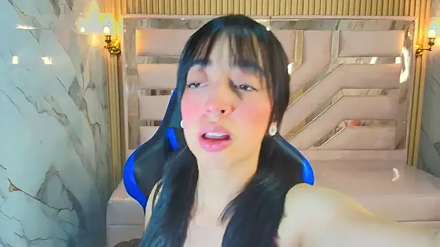 zoe r  online show from 09/21/25, 03:08