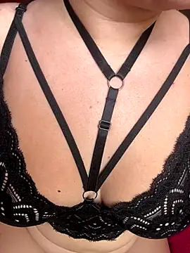 Malika khalid online show from 09/29/25, 06:13