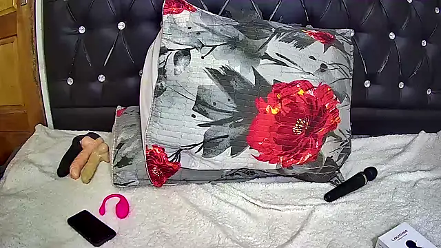 blueyXxX online show from 10/25/25, 12:07