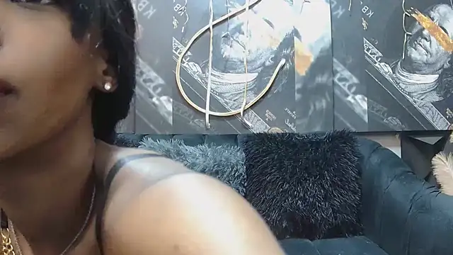 Snapshot of Lilmisbaddyxxx chatting on 05/25/26, 11:11 Lilmisbaddyxxx online show from 05/25/26, 11:11