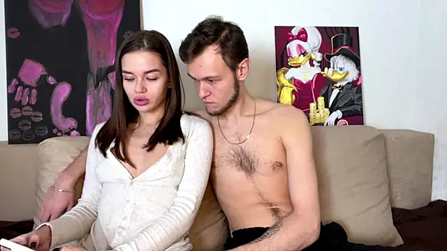 Snapshot of Petal_Couple chatting on 11/03/25, 02:18 Petal Couple online show from 11/03/25, 02:18