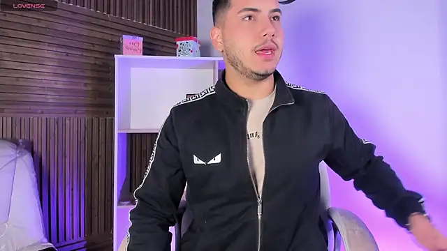 Axel grey  online show from 11/19/25, 12:16