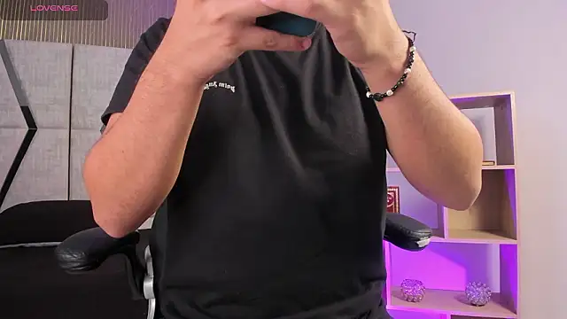 Axel grey  online show from 02/11/26, 01:16