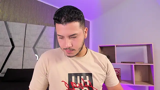 Axel grey  online show from 02/12/26, 12:55