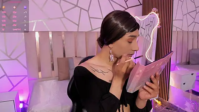 CYRUS TAY online show from 04/10/26, 12:54