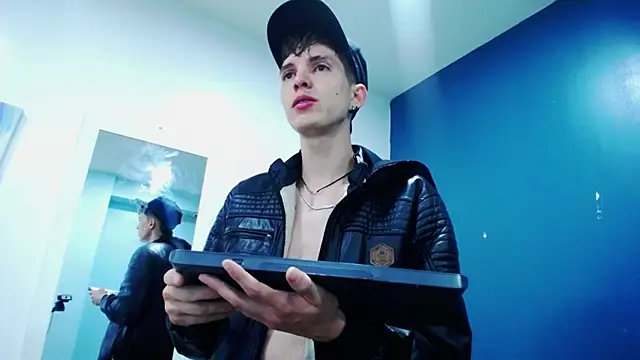 Jheampiiero online show from 11/30/25, 11:14