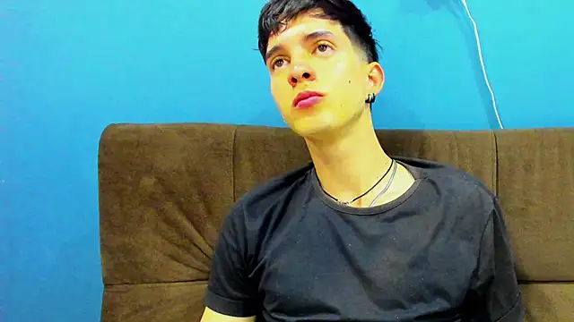 Jheampiiero online show from 12/15/25, 01:48