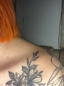 Alysson LS online show from 11/19/25, 02:22