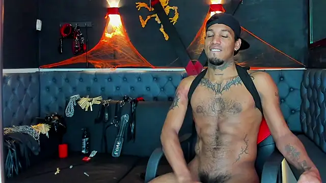 DIEGO WICKED online show from 10/26/25, 12:11