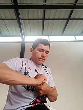 Snapshot of turcosexoactivo chatting on 03/21/26, 02:31 turcosexoactivo online show from 03/21/26, 02:31