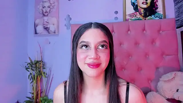 Megan Luxe online show from 01/07/26, 04:04