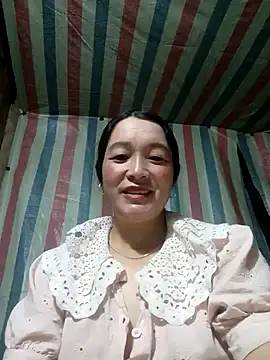 Bliss rose online show from 09/30/25, 11:32